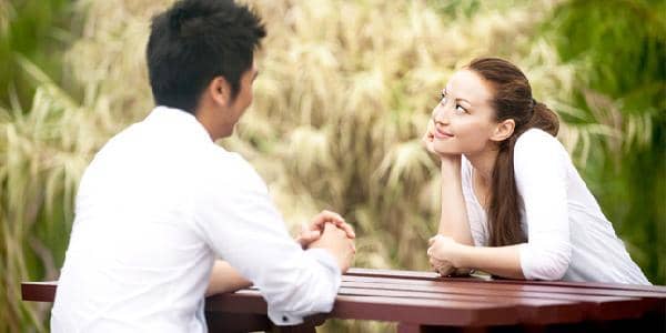 Saking Groginya, 11 Hal Ini Sering Dilupakan Cowok-cowok Sebelum Kencan