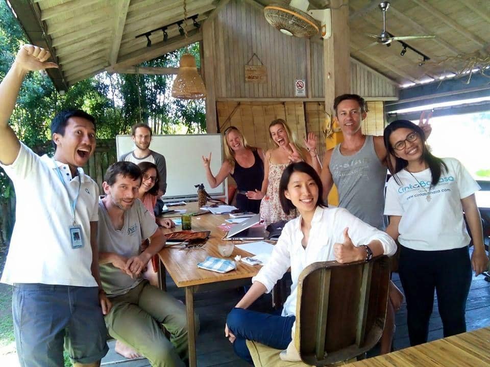 11 Alasan Kenapa Kamu Patut Bangga Saat Pakai Bahasa Indonesia