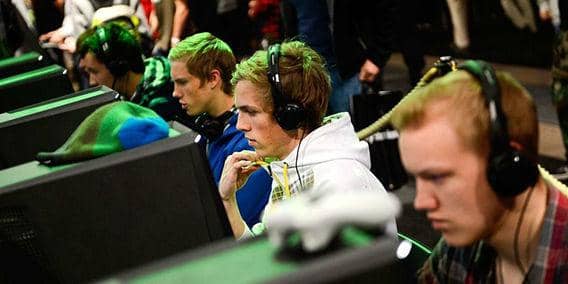 Ternyata 11 Hal Sepele Ini Bisa Bikin Kamu Lupa Kalau Punya Pacar, Lho!