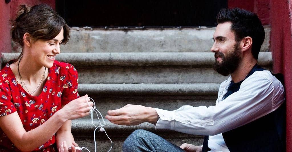 Kalau Pacarmu Menunjukkan 9 Gejala Ini, Berarti Dia Sudah Minta Dilamar!