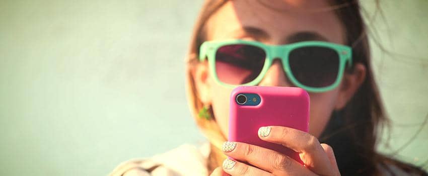 Ohh, Ini Lho Alasannya Kenapa Orang Gak Bisa Lepas Dari Smartphone-nya