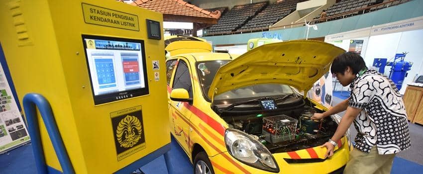 Kenapa Mobil Listrik Jalan di Tempat di Indonesia Tapi Tancap Gas di Negeri Jiran