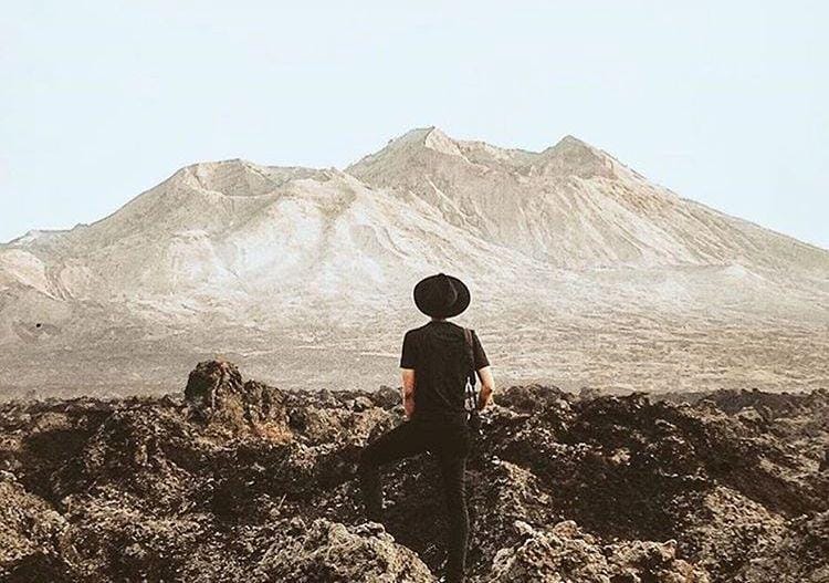 instagram.com/esha.1812