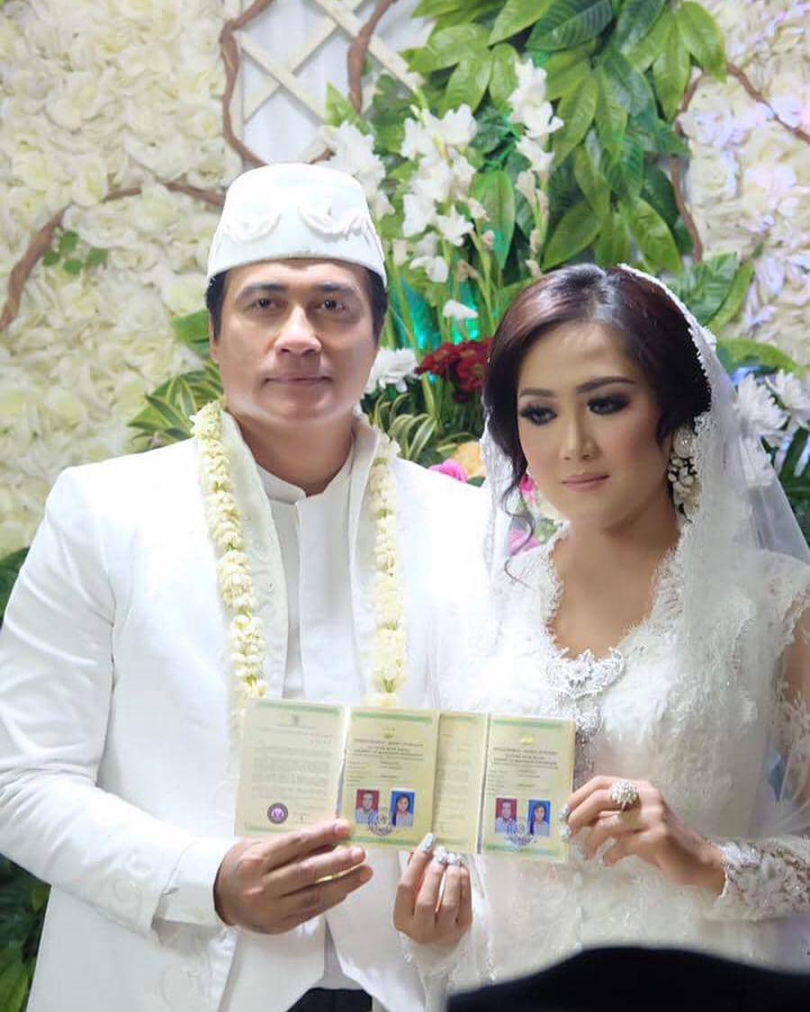 instagram.com/novitapetria