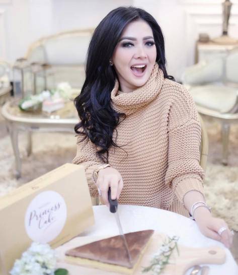 Instagram/princessyahrini