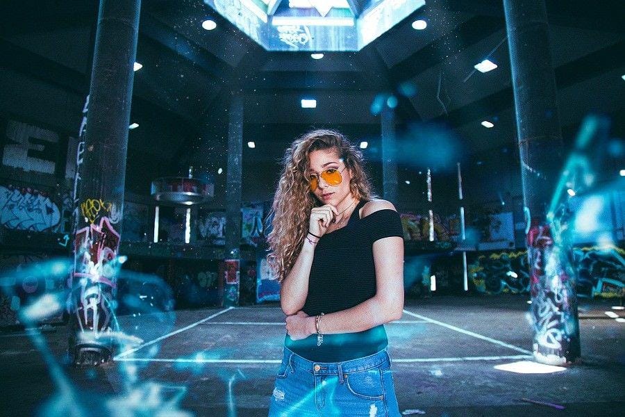 Unsplash.com/joelvalve