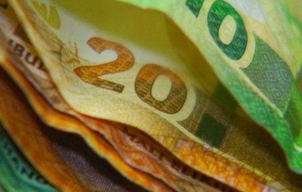 Ilustrasi upah. enca.com