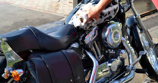 youmustbetrippin.com