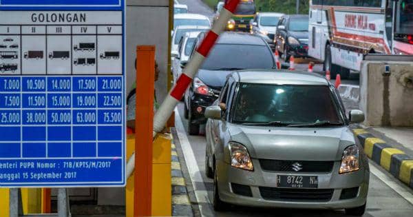 Ilustrasi gerbang tol (ANTARA FOTO/Aji Styawan)