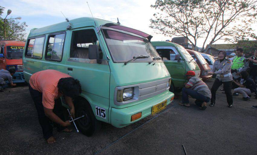angkot
