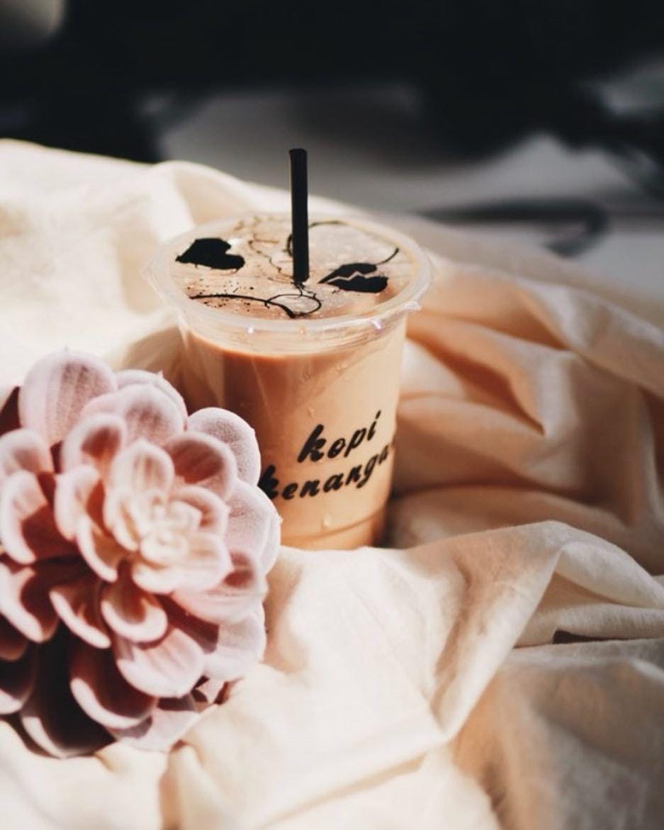 Es kopi kenangan mantan