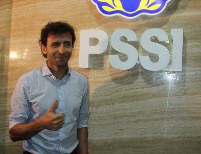 Luis Milla diperpanjang 1 tahun durasi kontraknya
