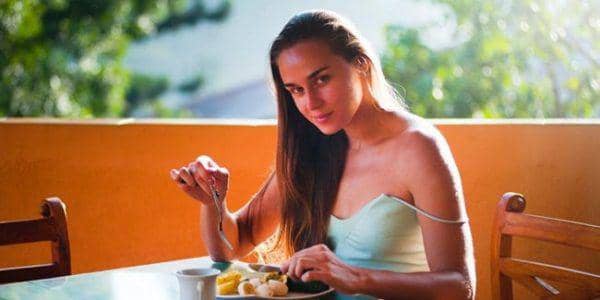 gambar orang sarapan