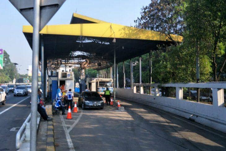 Gerbang Tol Penjompongan
