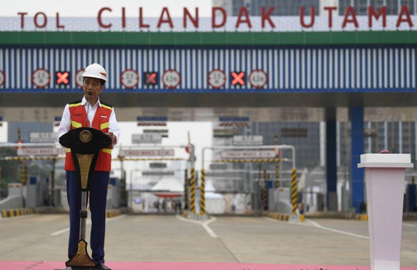 Presiden Joko Widodo meresmikan Tol Desari