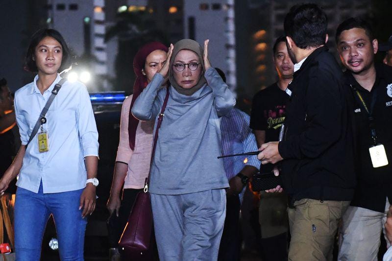 (Ratna Sarumpaet dibawa ke Polda Metro Jaya)