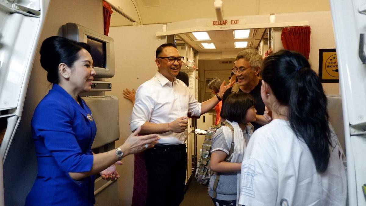 Direktur Utama Garuda Indonesia, Ari Askhara