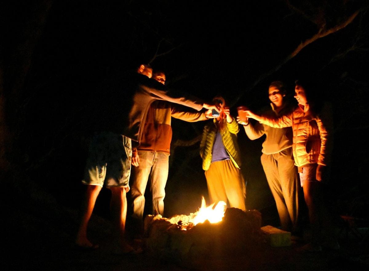 Unsplash.com/Drew Farwell