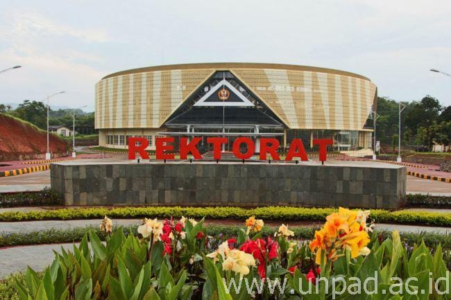 unpad.ac.id