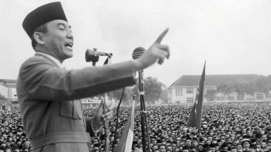 https://www.dw.com/id/video-pidato-sukarno-tentang-supersemar/a-19110563