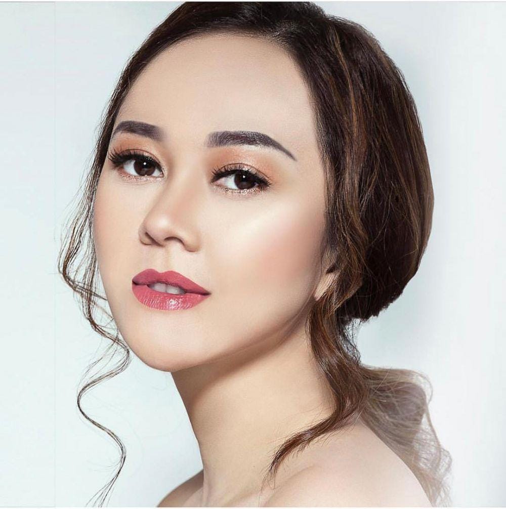 instagram.com/aurakasih