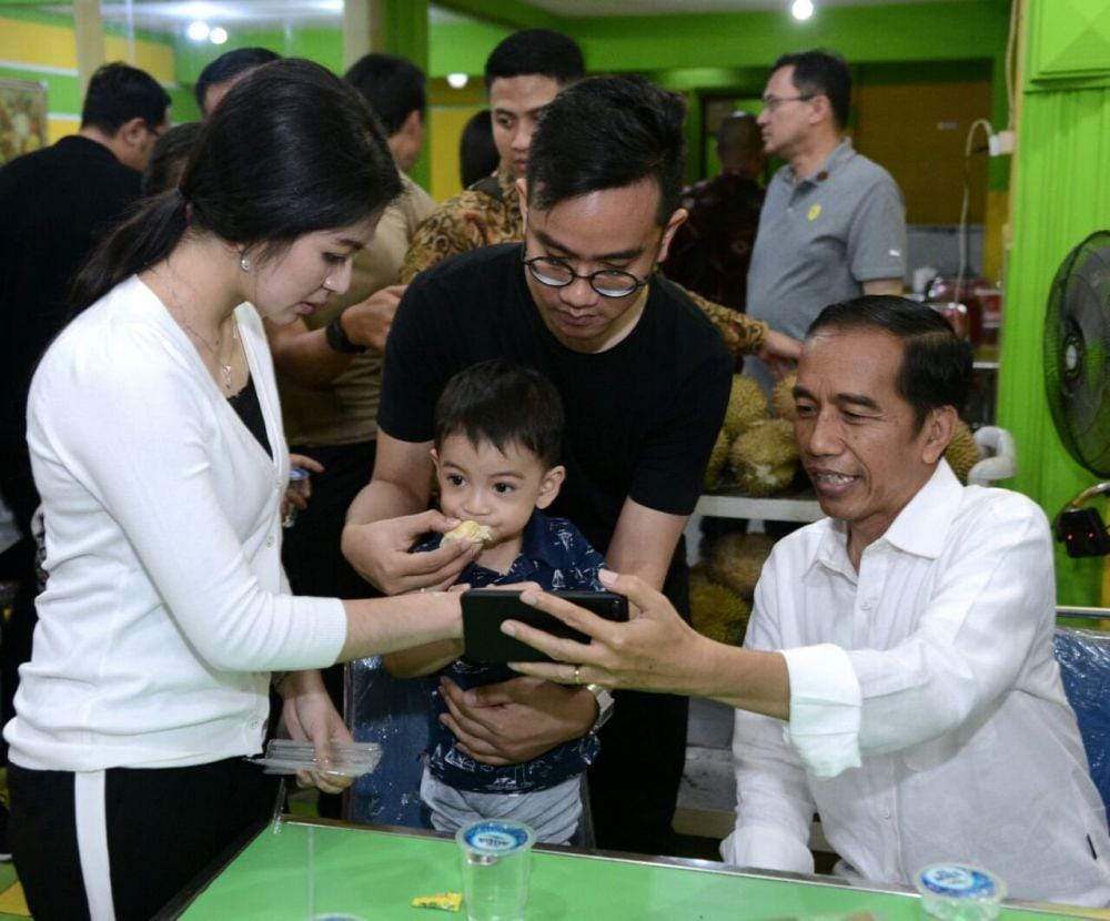 twitter.com/KemensetnegRI