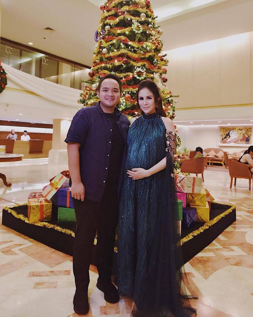 instagram.com/therealmomogeisha