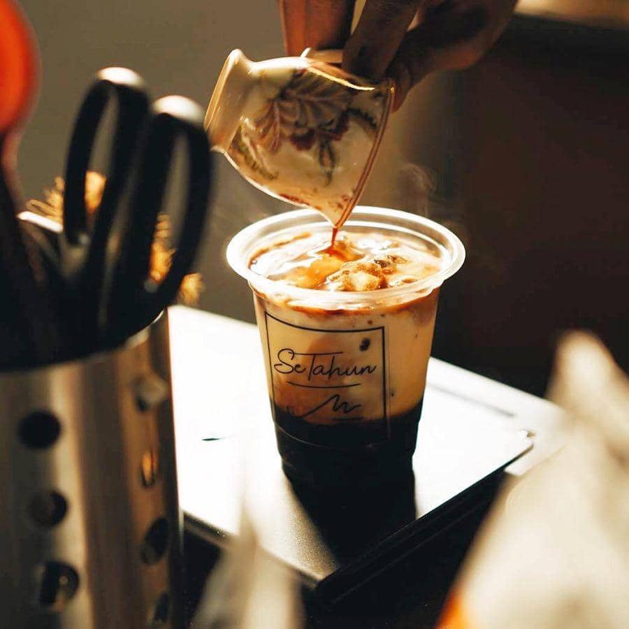 Instagram.com/moeng.kopi