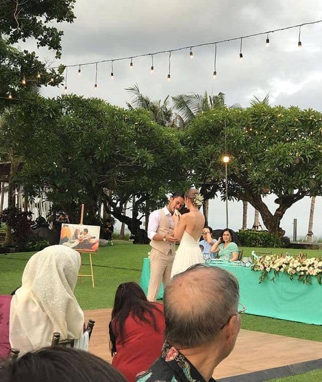 instagram.com/elfiraloy