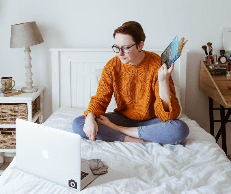 unsplash.com/Nicole Honeywill