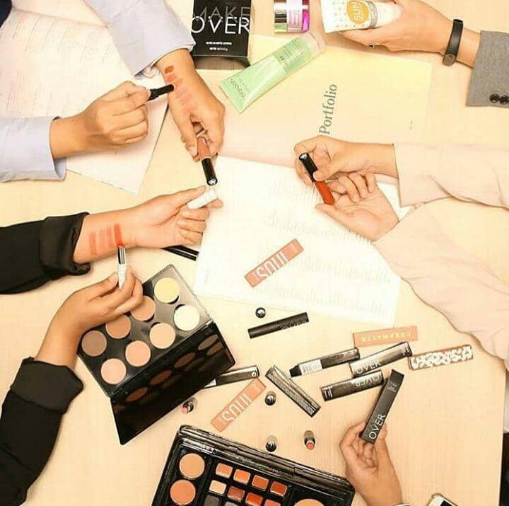 instagram.com/paragon.id