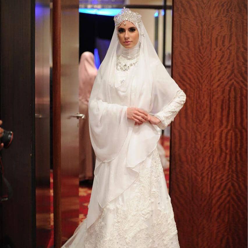 Instagram.com/okisetianabridal