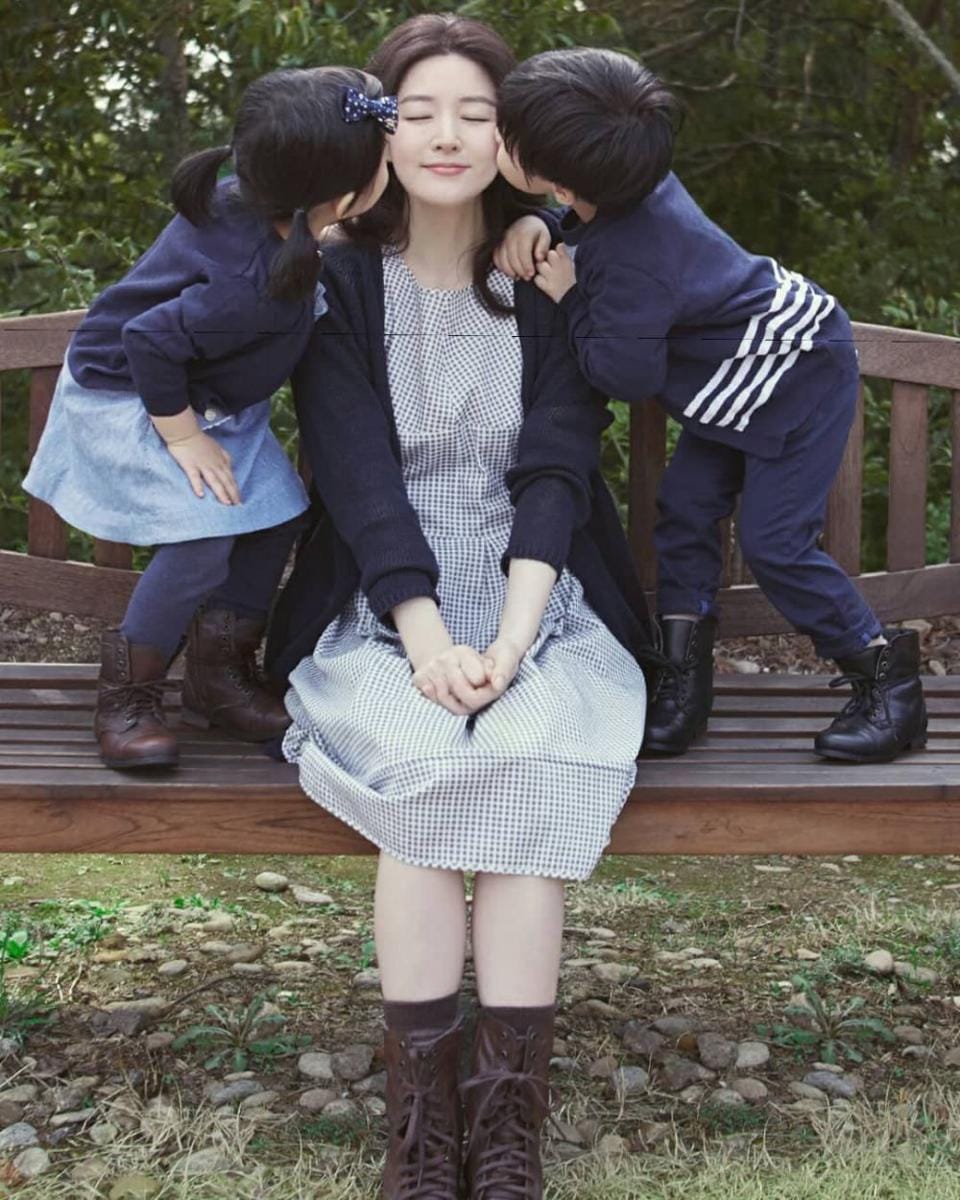 instagram.com/leeyoungae_official