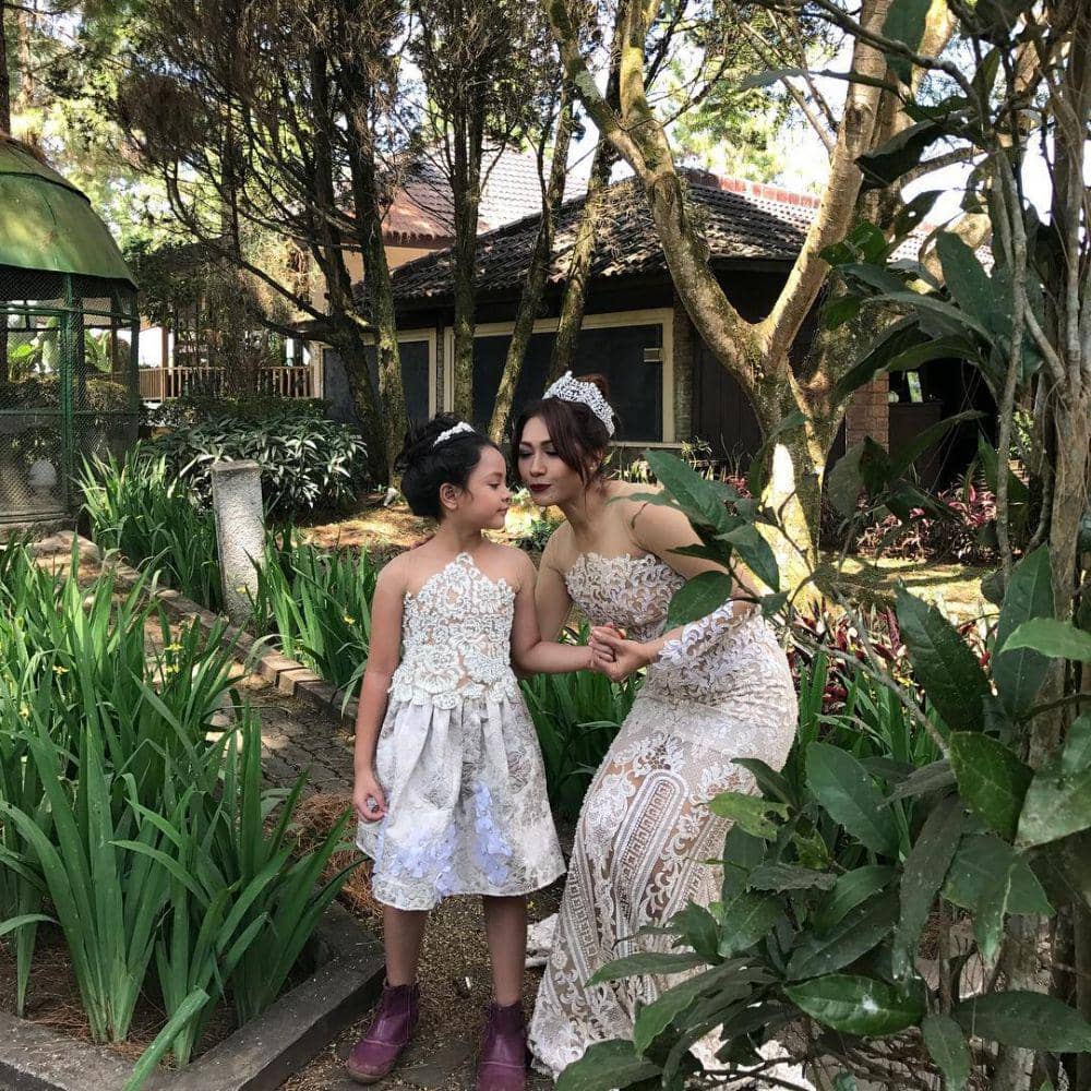 instagram.com/tatajaneetaofficial