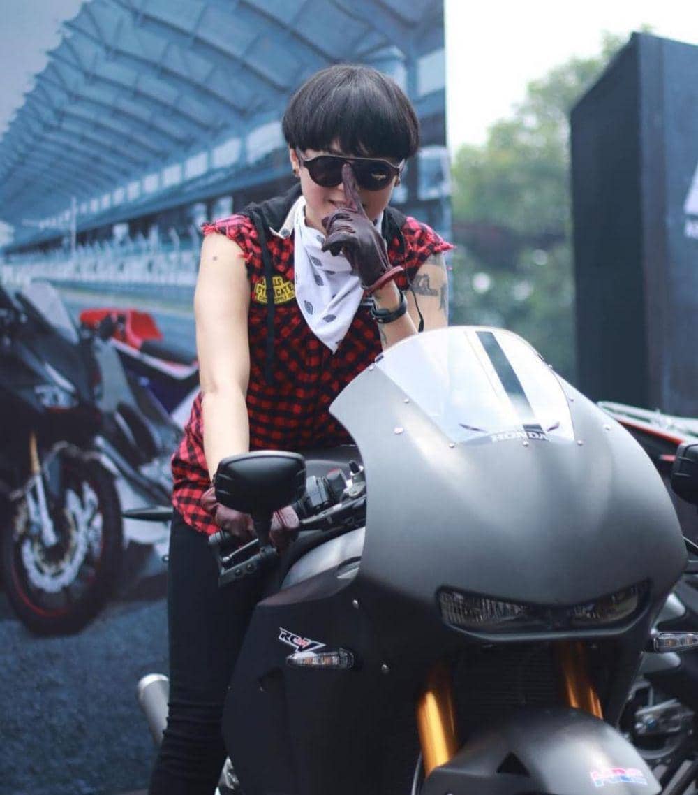 instagram.com/popsovia