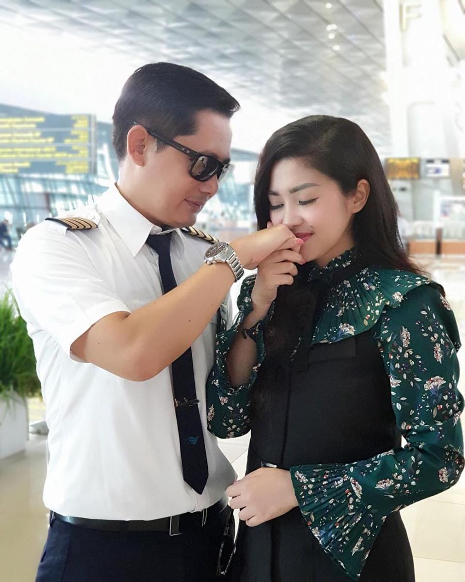 instagram.com/fitricarlina