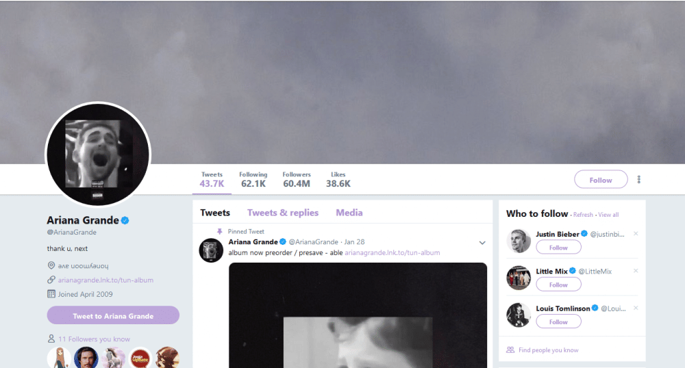 Twitter.com/ArianaGrande