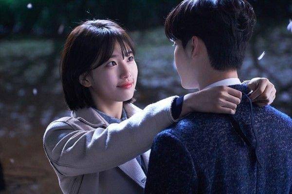 Instagram.com/whileyouweresleeping