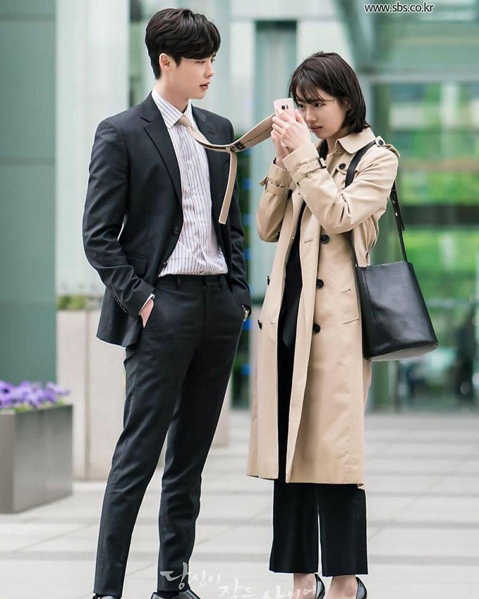 Instagram.com/whileyouweresleeping