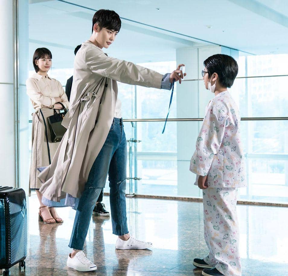 Instagram.com/whileyouweresleeping