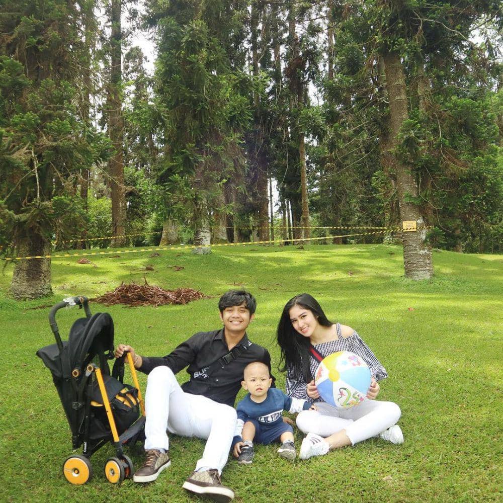 instagram.com/ochi24