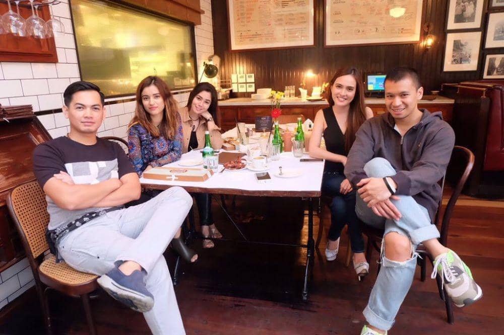 Instagram.com/saphira_indah