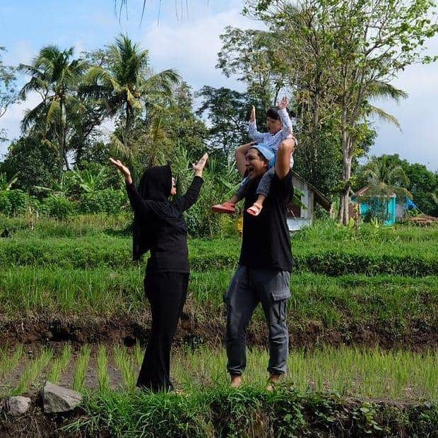 instagram.com/tantrisyalindri