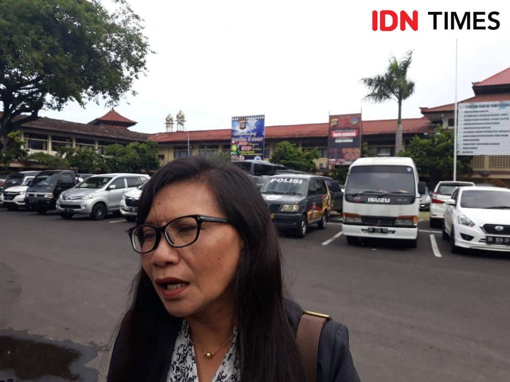 Siti Sapura, advokat yang fokus terhadap perempuan dan anak. (IDN Times/Imam Rosidin)