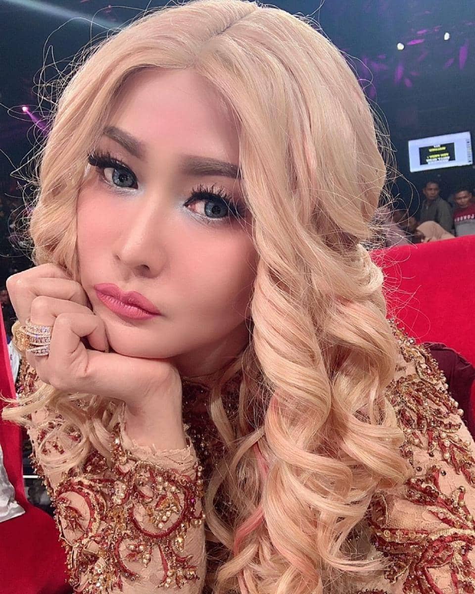 instagram.com/inul.d