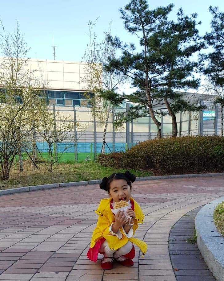 instagram.com/eileenoharin