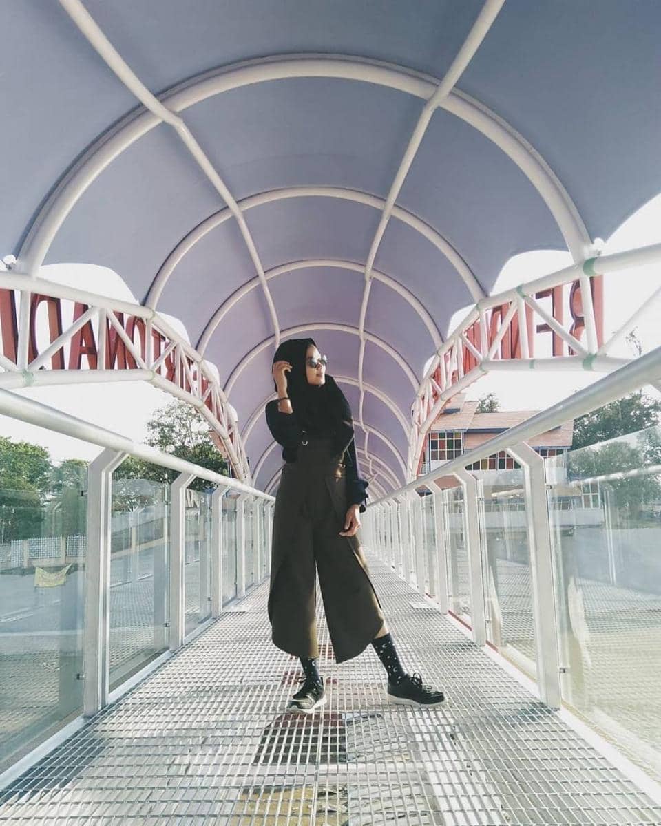 instagram.com/yeni.sfr