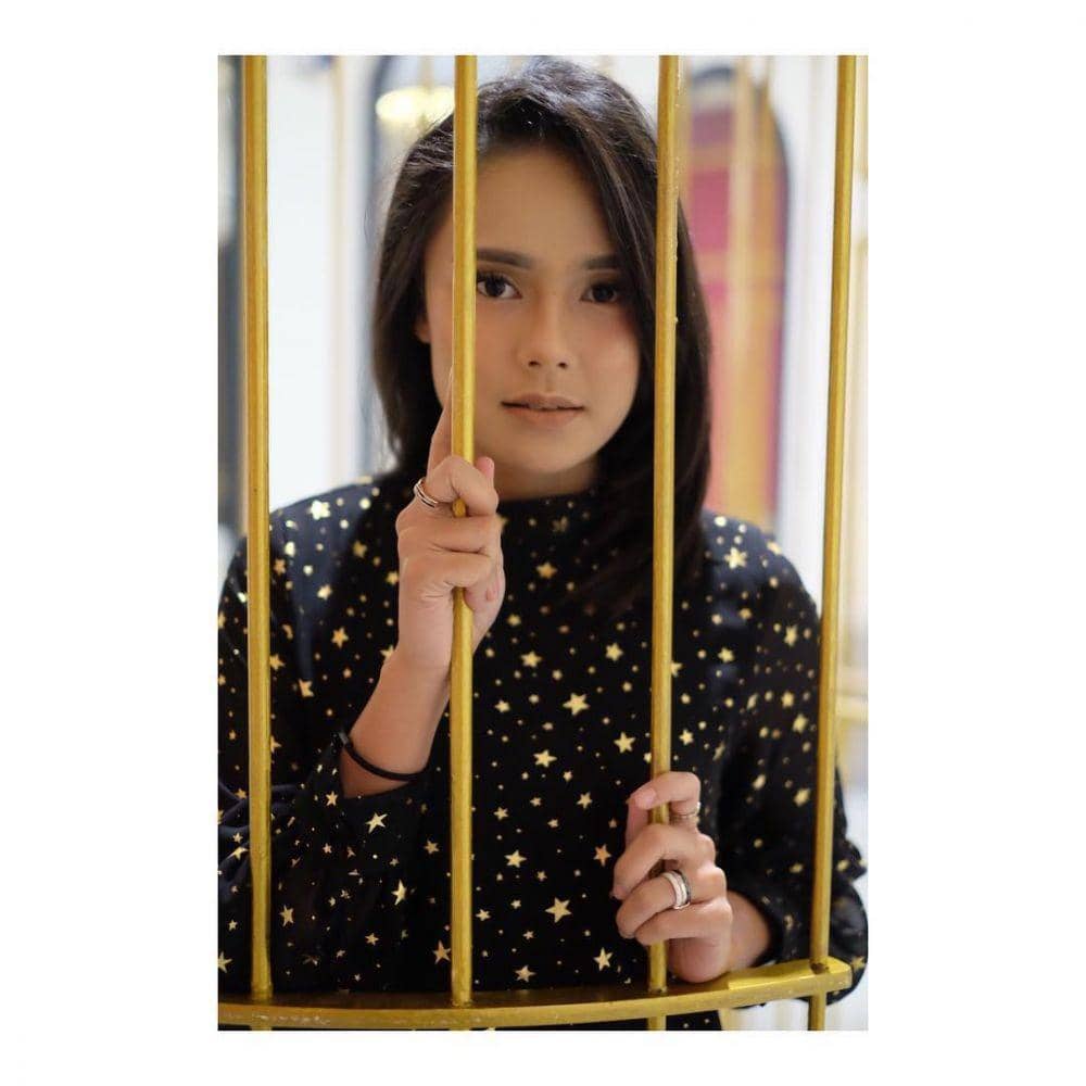 instagram.com/nonangie