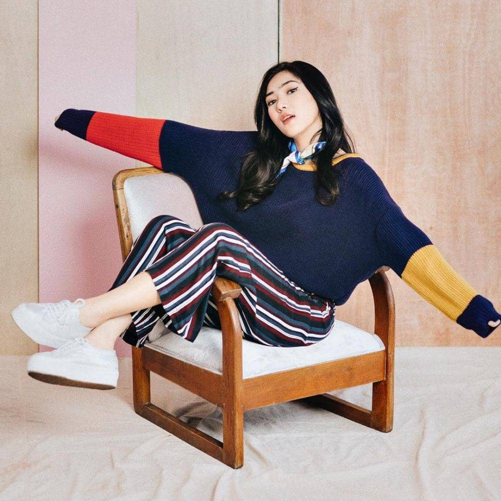 instagram.com/isyanasarasvati