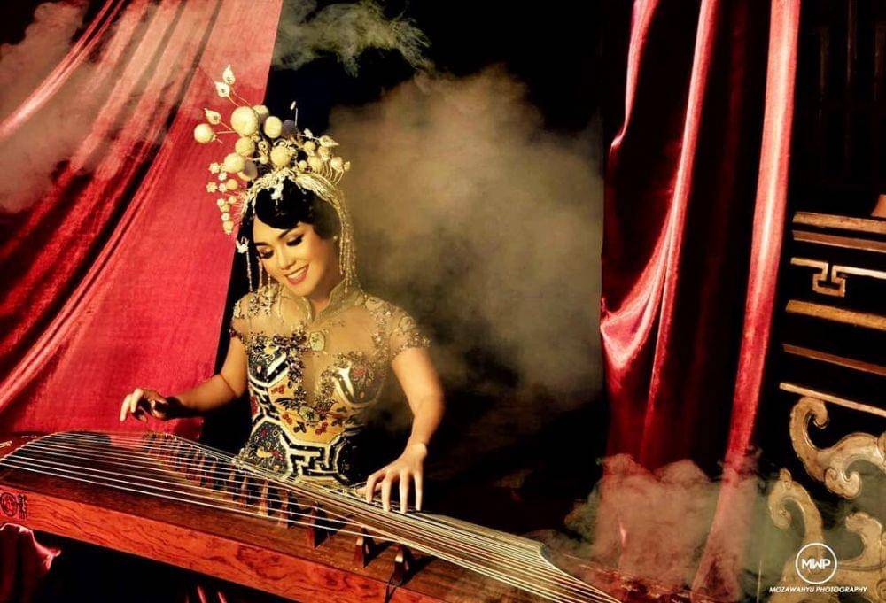 instagram.com/yunishara36